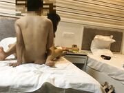 高级酒店电话应召女郎来个打扮青春的牛仔短裙妹子屁股很肥爆操