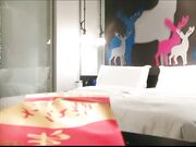 微信2000元网约172CM魔鬼身材性感美女车模酒店啪啪,各种姿势猛操