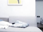 非常漂亮瘦小妹子說話聲音溫柔操起來嬌嬌可人