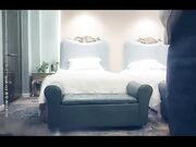 身材真好穿着牛仔裤显得腿格外长这个模特操起来太爽了