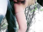 美少女勾搭田间老汉小树林激战老汉爽翻了