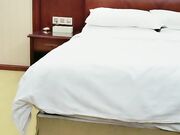 硬上窈窕身材前台制服小姐姐 有钱能使女开腿 张开腿甜甜水 黑丝乘骑榨汁内射