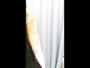 可爱的皮卡丘T恤下身渔网袜性感自拍