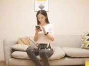 约长相甜美妹子豹纹内衣舔弄口交自摸抽插