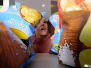 去女同学家做客巨屌火力全开把妹子爽翻天