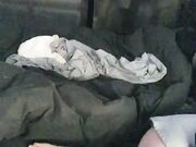 很有情调的黑丝骚女 制服诱惑看着大片享受骚逼的口舌服务 射在脸上嘴里