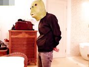 少女家中被两个傻贼轮奸