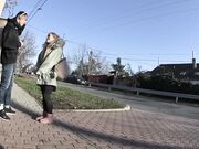 长腿开放女孩自己掰开屁股让肉棒操进自己的阴道里近镜头欣赏