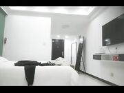 乖巧听话 沙发啪啪 尽享青春胴体的美好