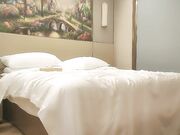 极品抽搐妹女神背着男友兼职高潮迭起02